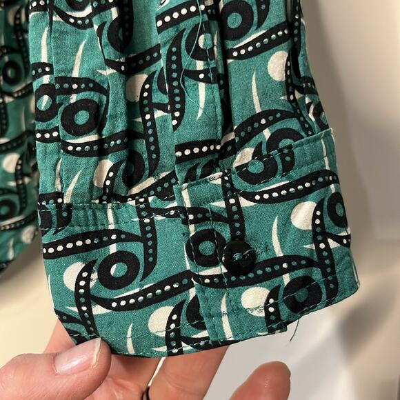 Maeve Anthropologie Roll Tab Long Sleeve Button Up Blouse Size 4 - Picture 3 of 6